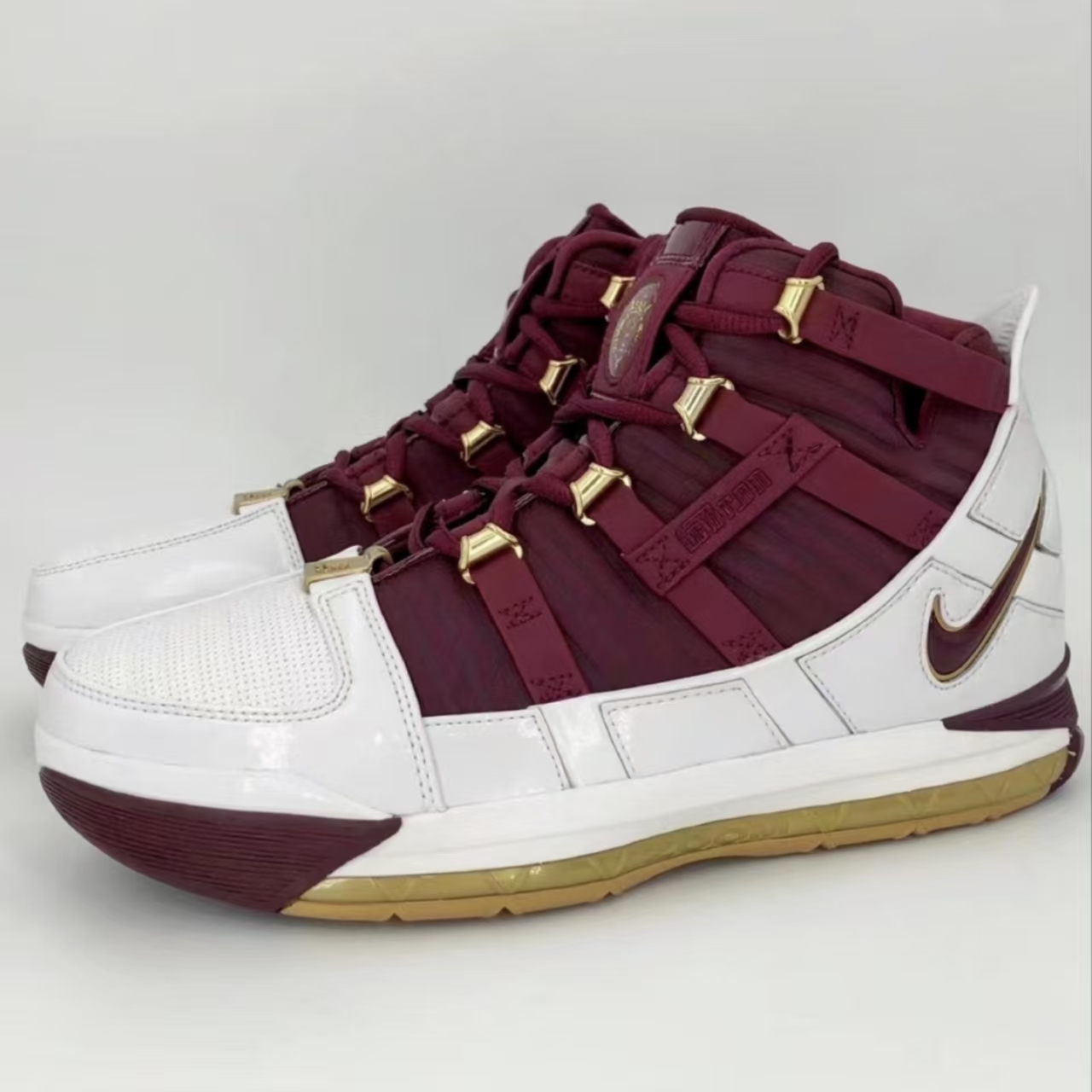 Nike Zoom LeBron 3 