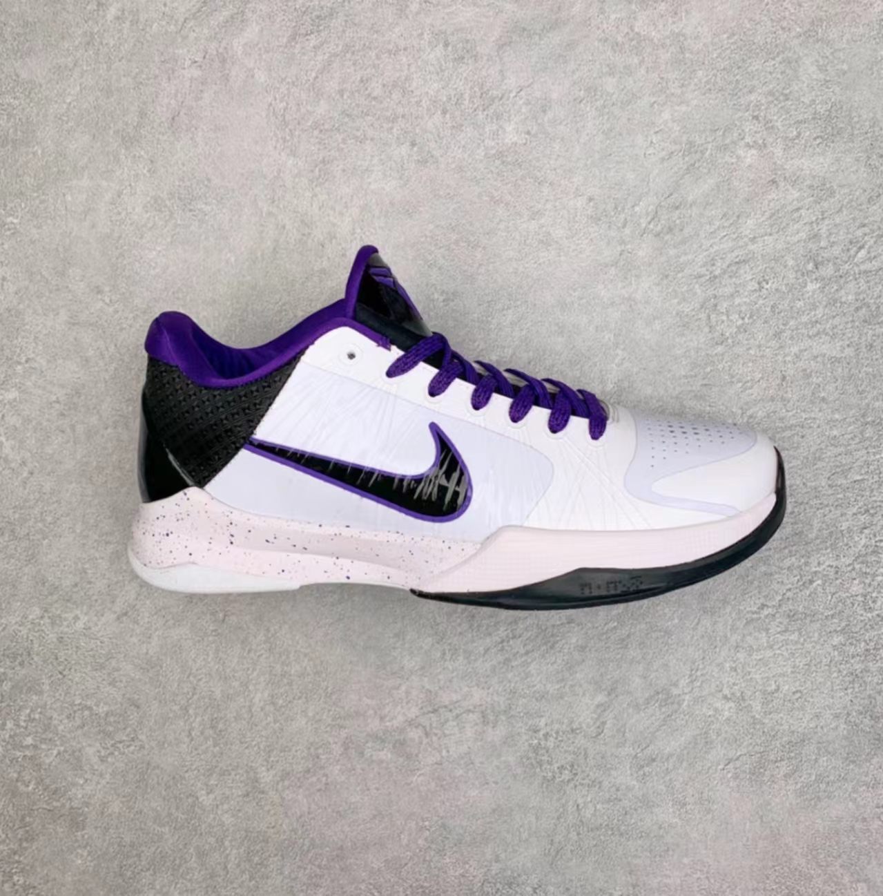 Nike Kobe 5 Protro 