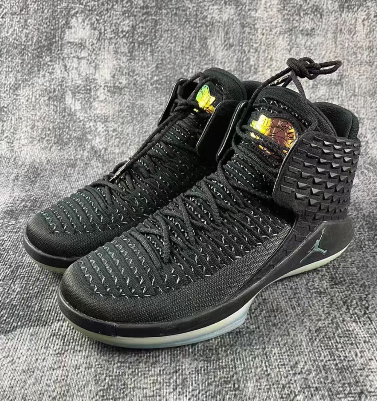Air Jordan 32 High Iridescent