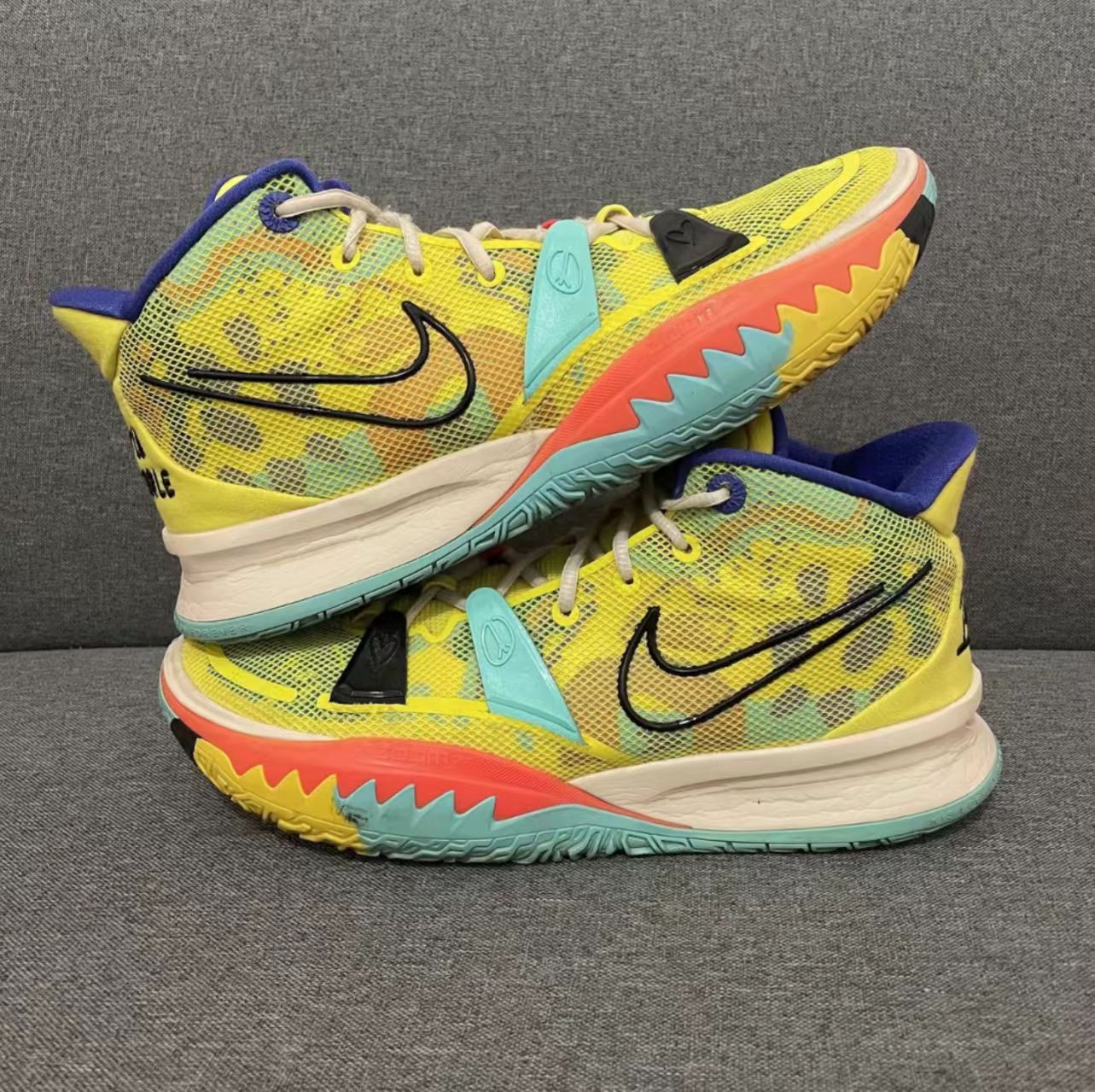Nike Kyrie 7 "1 World 1 People"