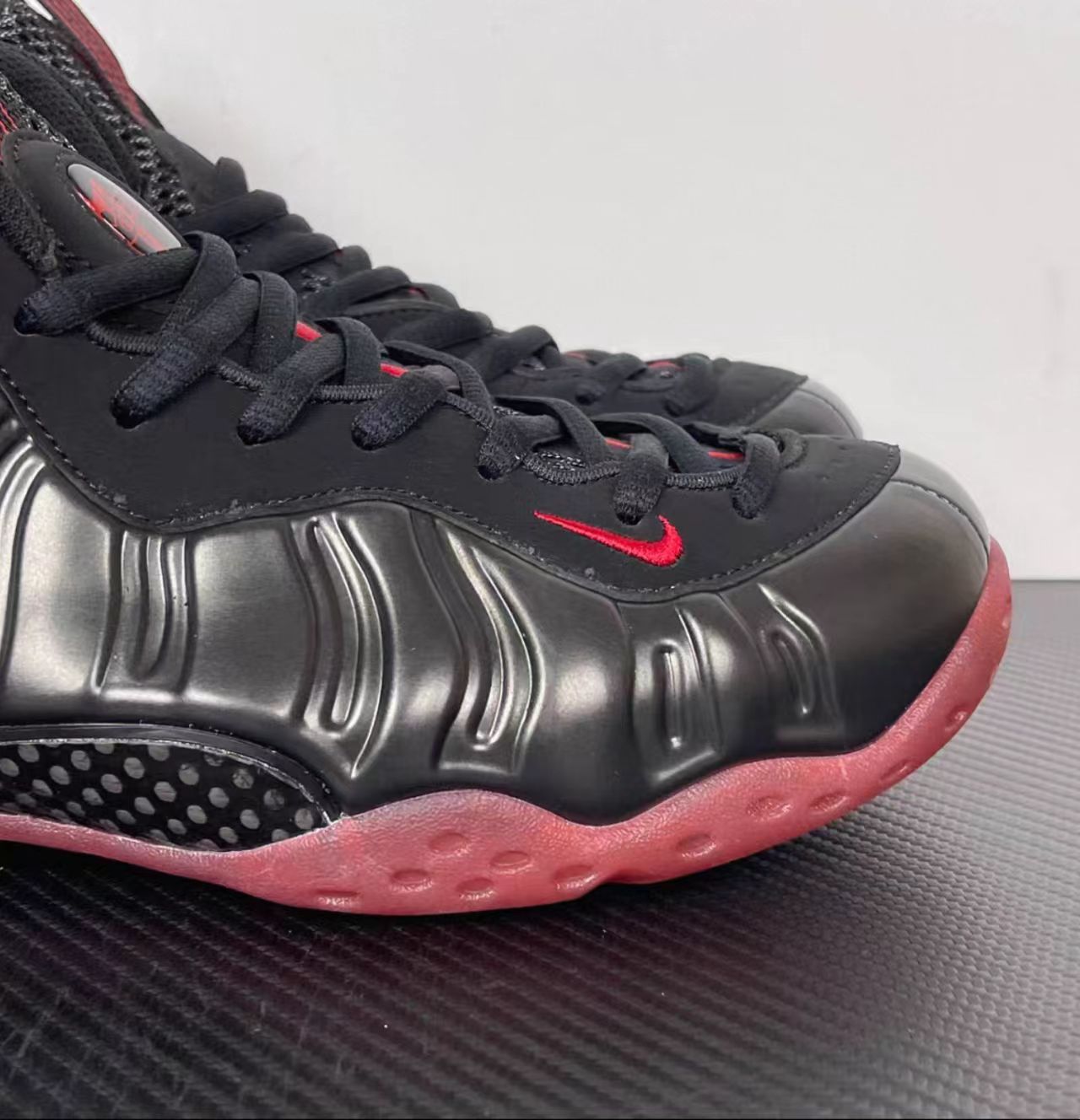 Nike Air Foamposite One "Black"