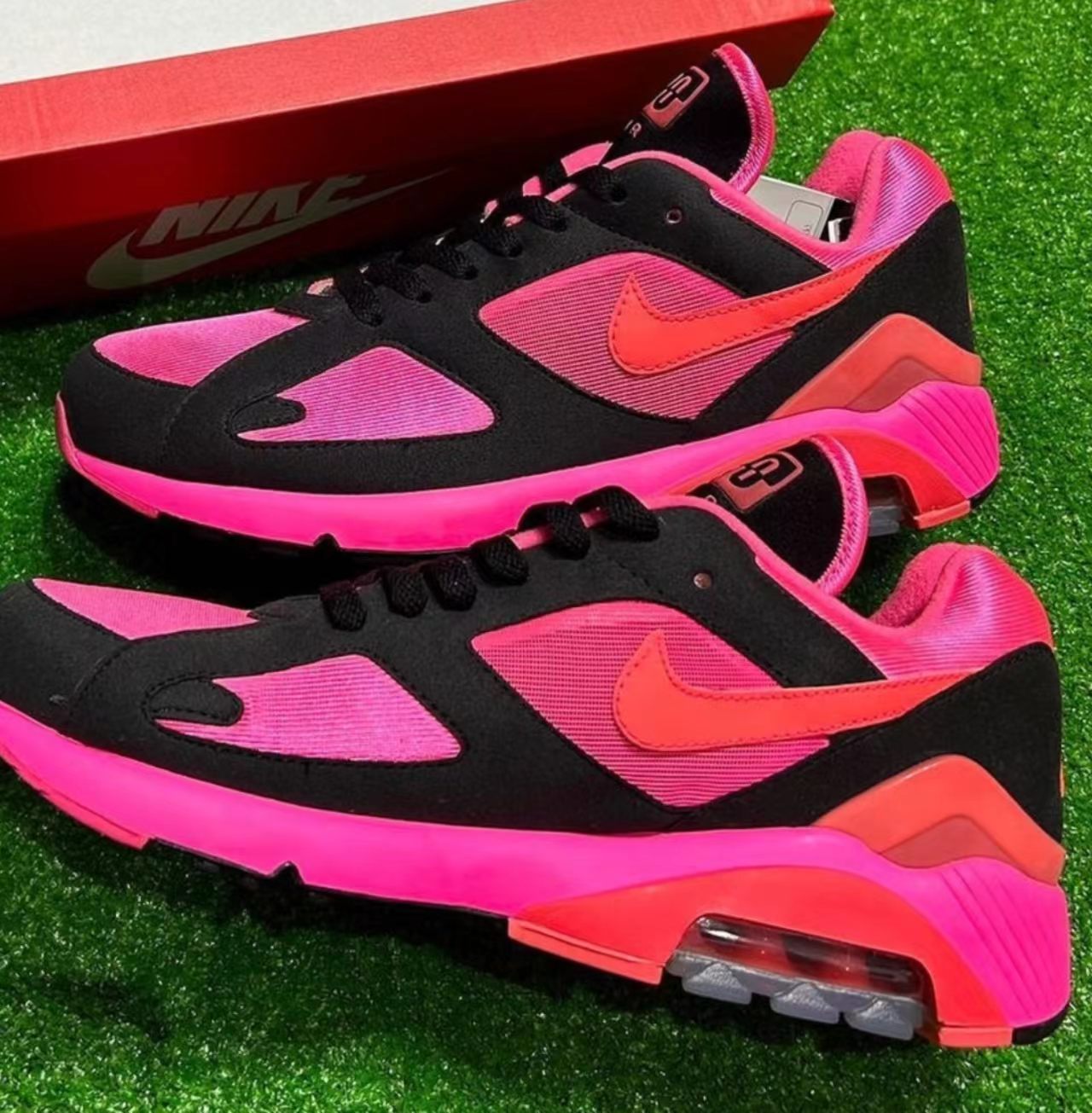 Comme des Garçons x Nike Air Max 180 Black/Pink