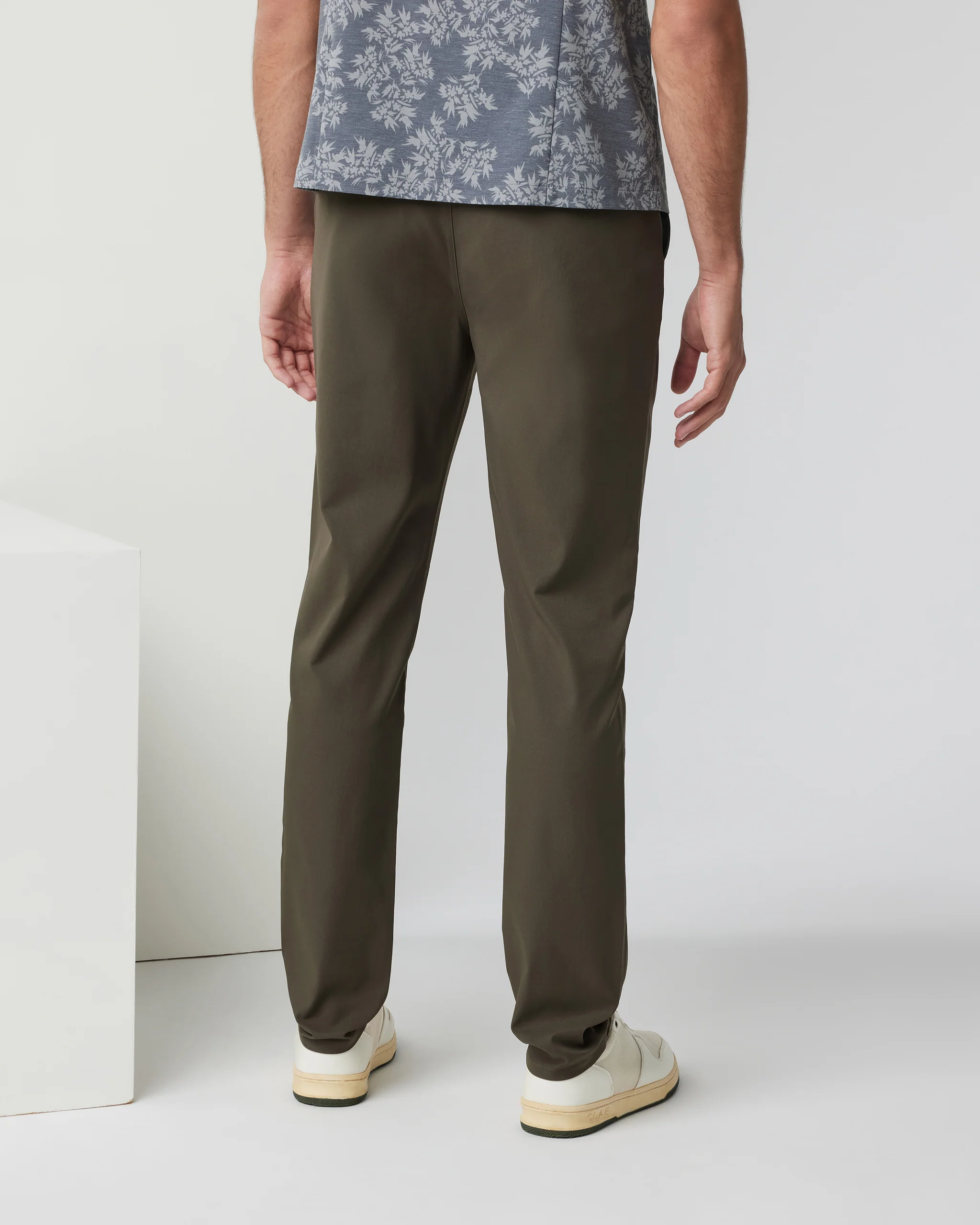 Cascade Tech Chino Pant Athletic Slim Fit 32\
