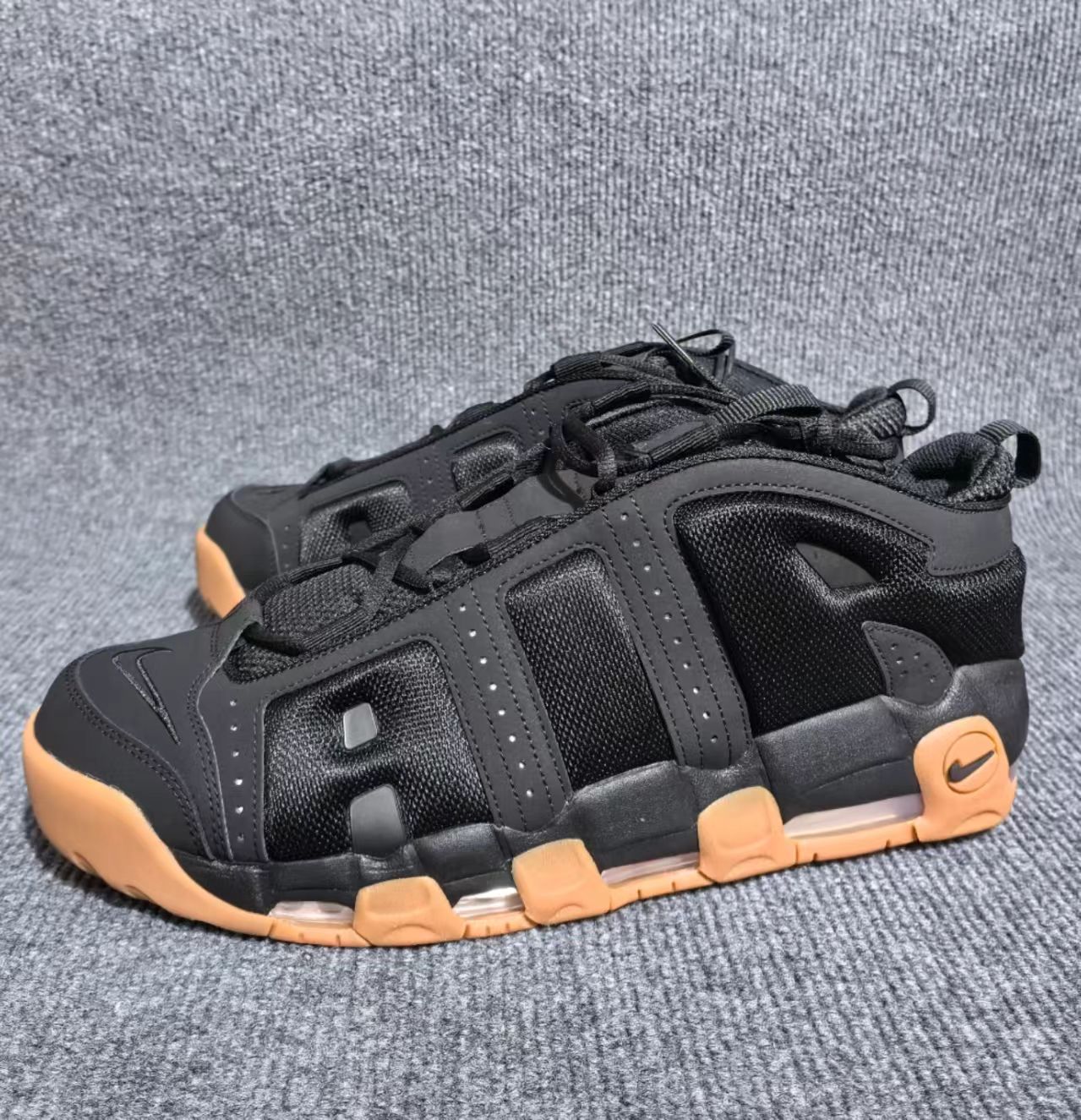 Nike Air More Uptempo Low Black Gum