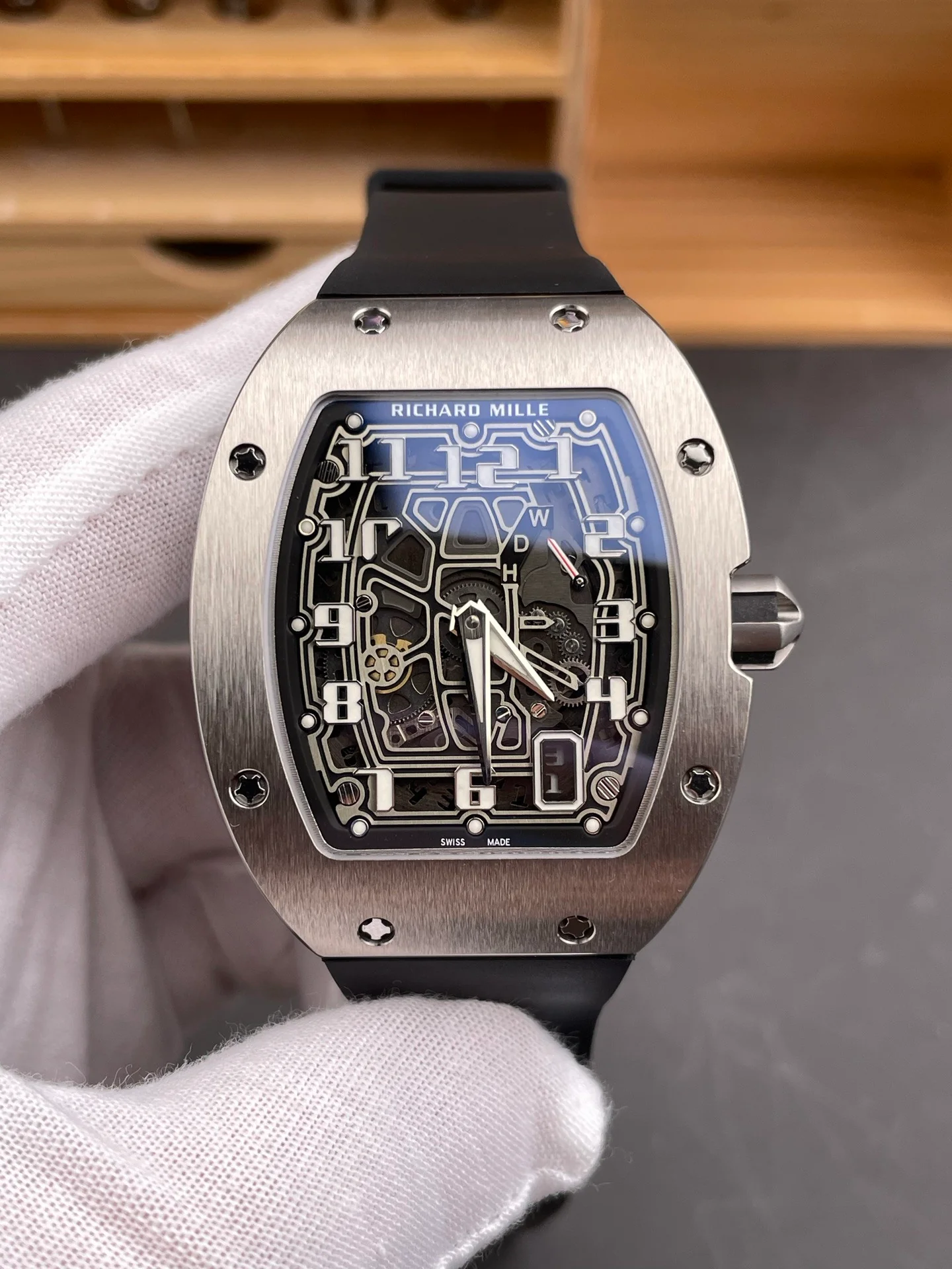 RM67-01 Titanium Case