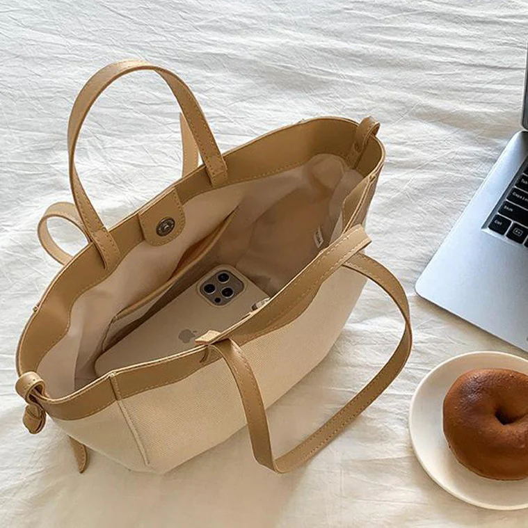 Daisy Canvas Tote