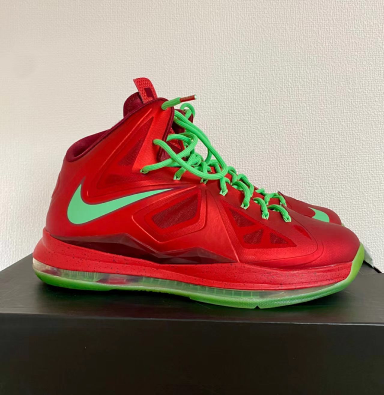 Nike LeBron X 