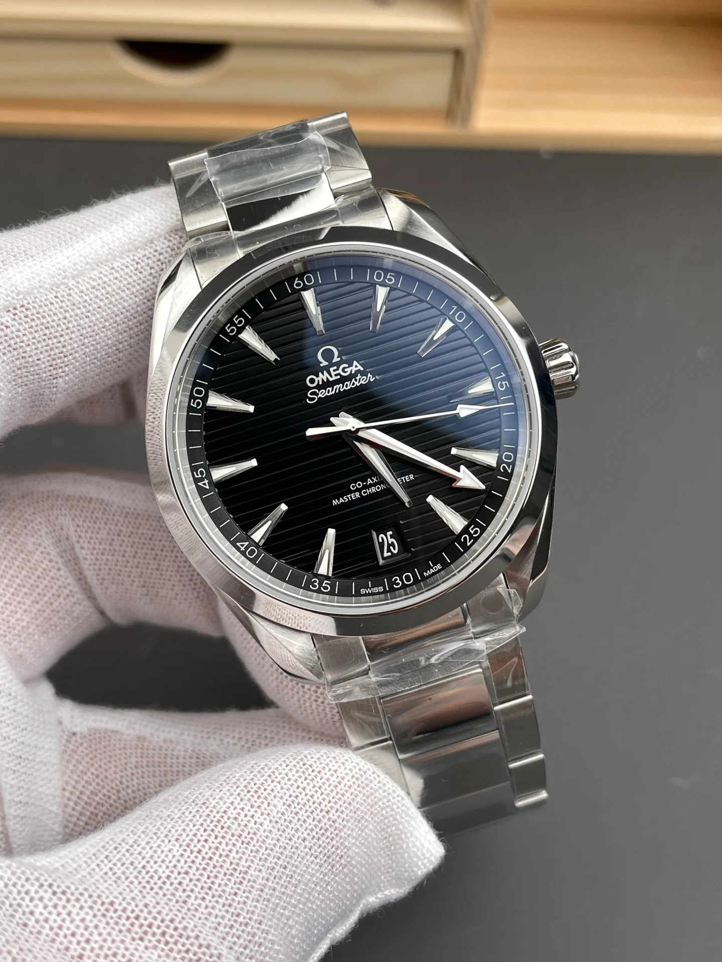 Seamaster 150, Teak Black Dial