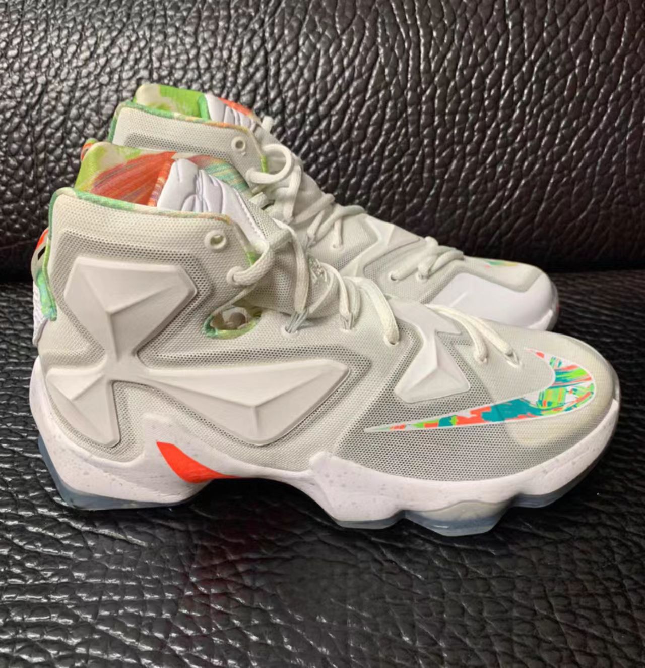 Nike LeBron 13 'Easter'