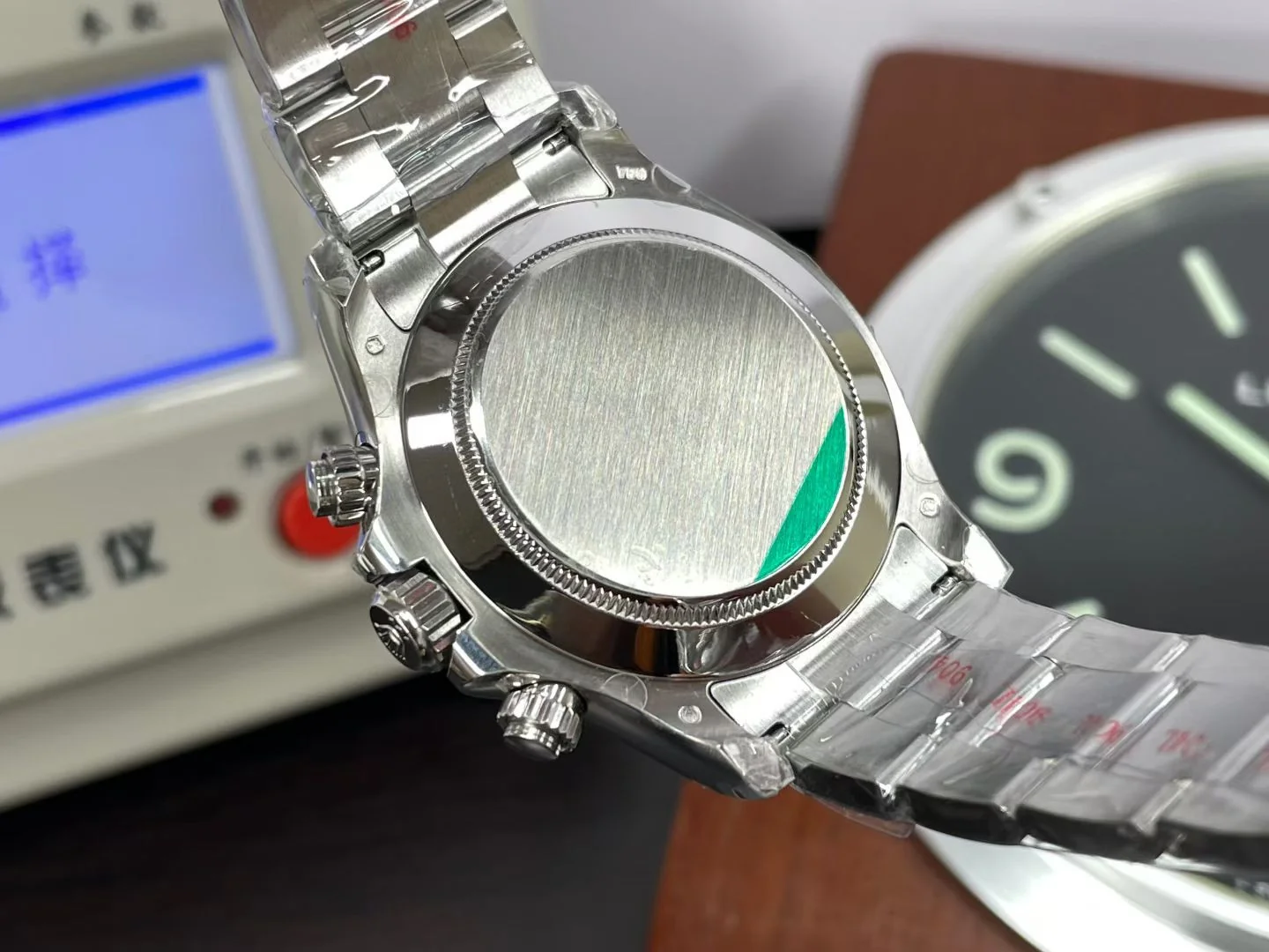 Custom Daytona Mother-of-Pearl Dial