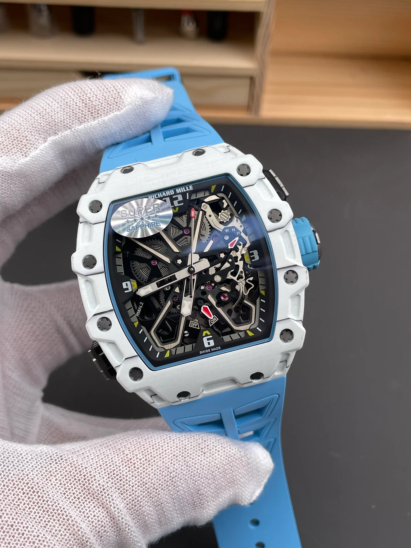 RM35-03 Carbon Fiber White
