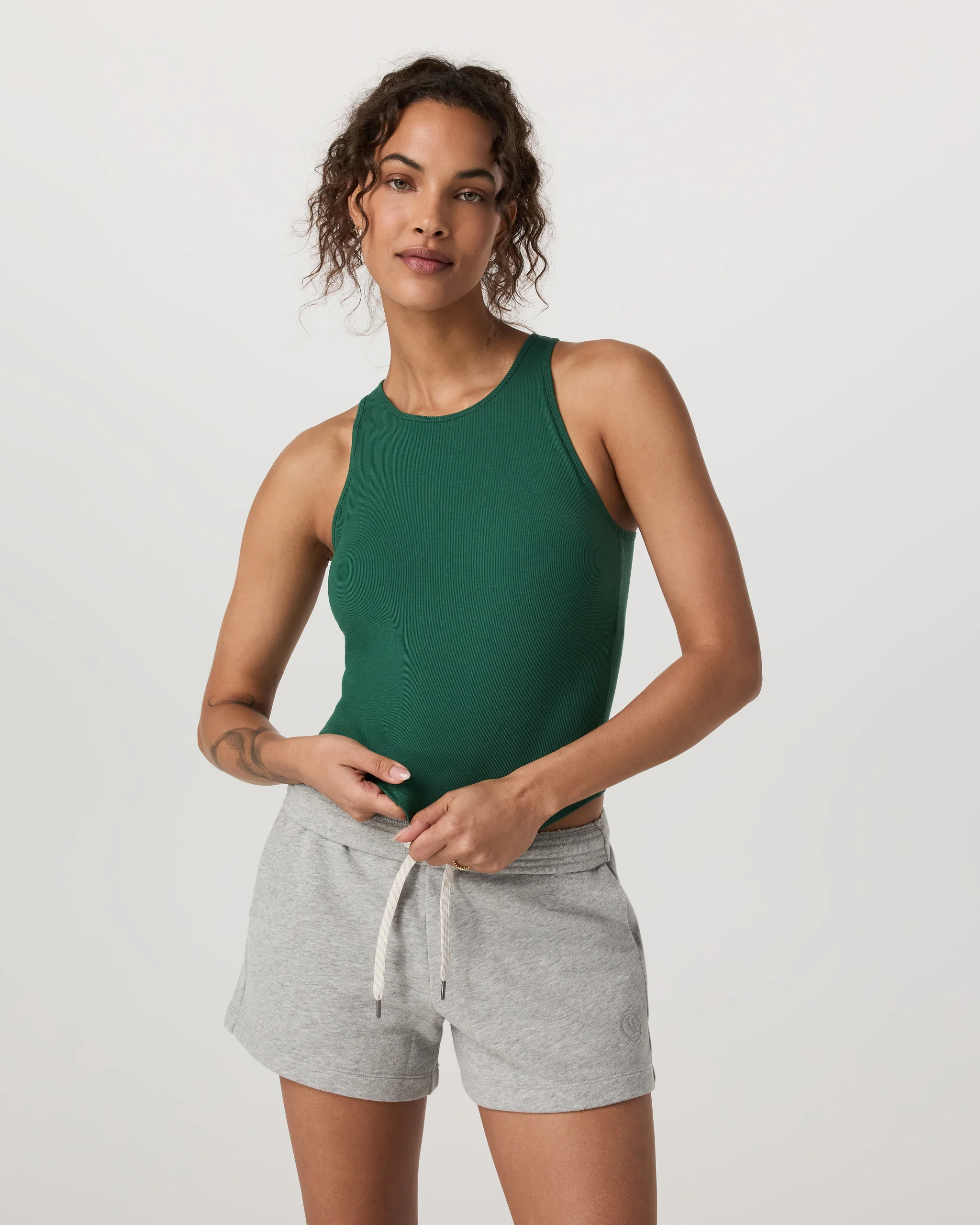 Pose Plyo Tank