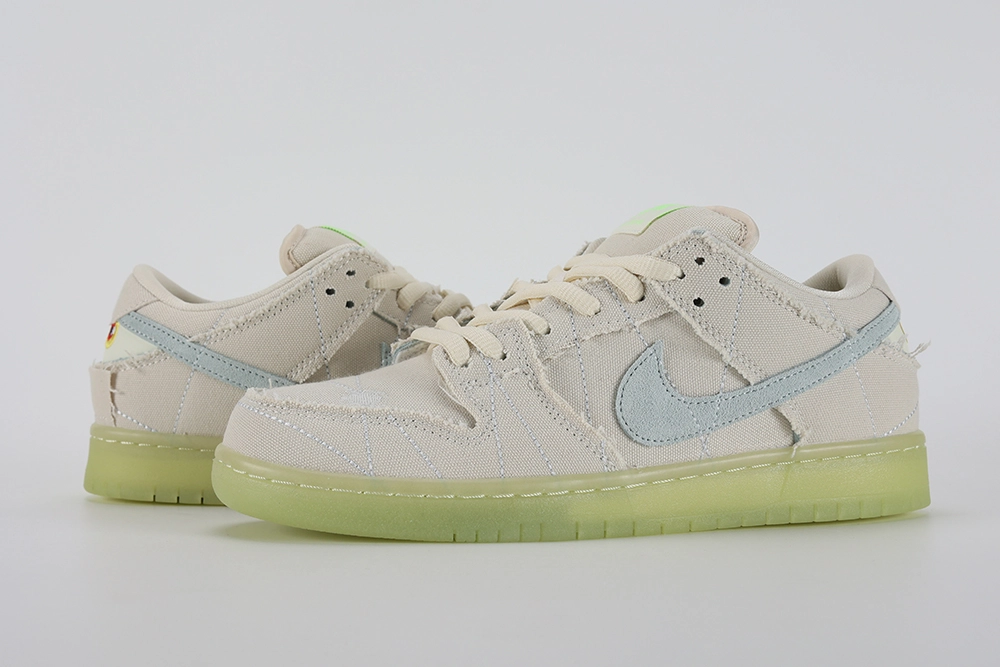 Dunk Low SB 'Mummy'
