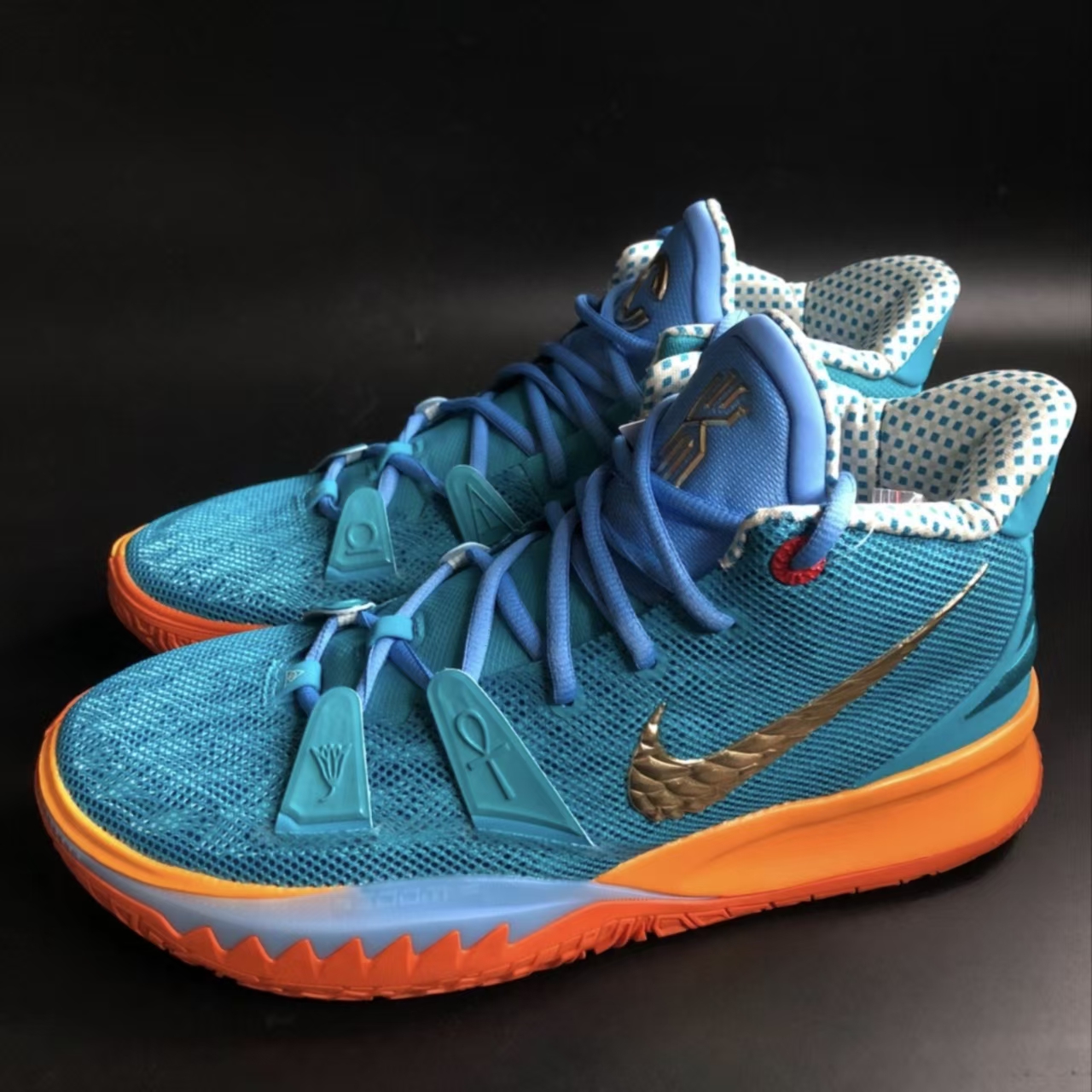 Nike Kyrie 7 