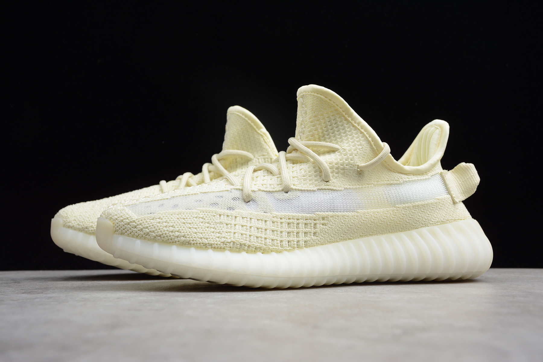Yeezy 350v2 “Static” F36927