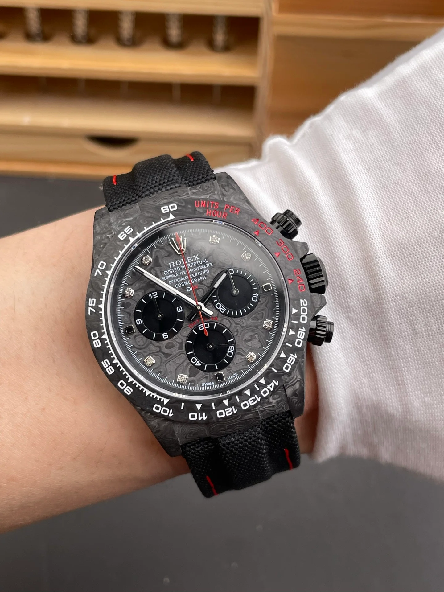 Carbon Daytona DIW Diamond Dial