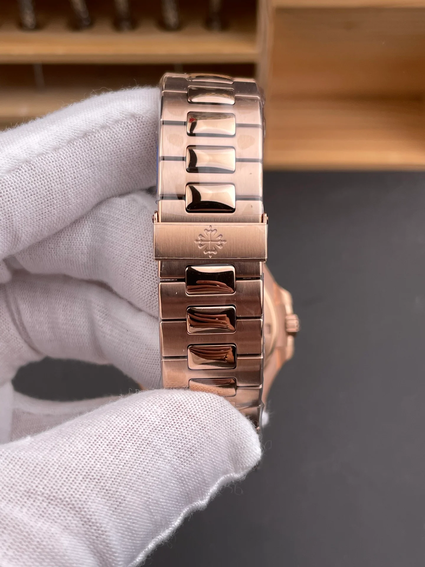 Rose Gold Nautilus 5711 Dark Brown Dial
