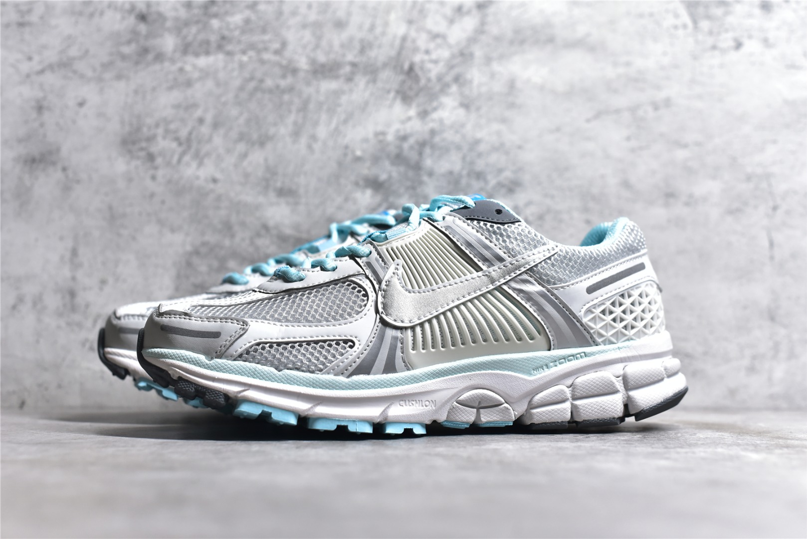 NIKE ZOOM VOMERO 5 520 PACK OCEAN BLISS FN3432-001