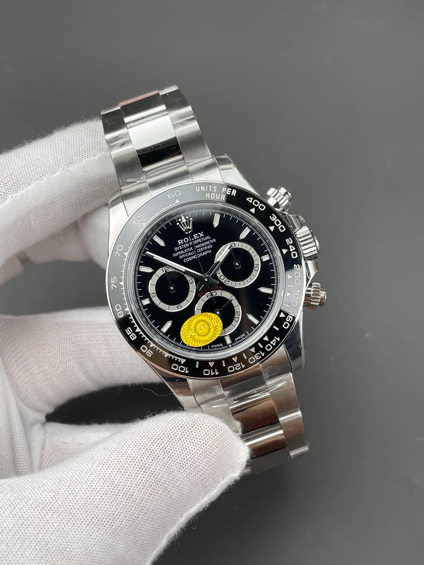 Rolex Cosmograph Daytona, Oystersteel, black dial, black Cerachrom bezel, Oyster bracelet Ref：M126500LN-0002