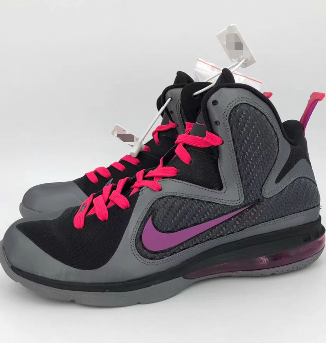 Nike LeBron 9 