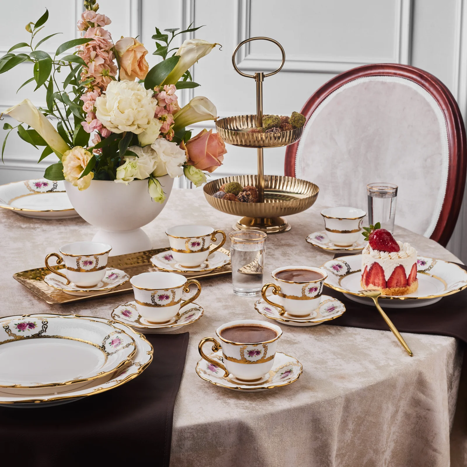 Ensemble de Tasses à Café Karaca Royal Bone Elizabeth pour 6 Personnes, 90 ml