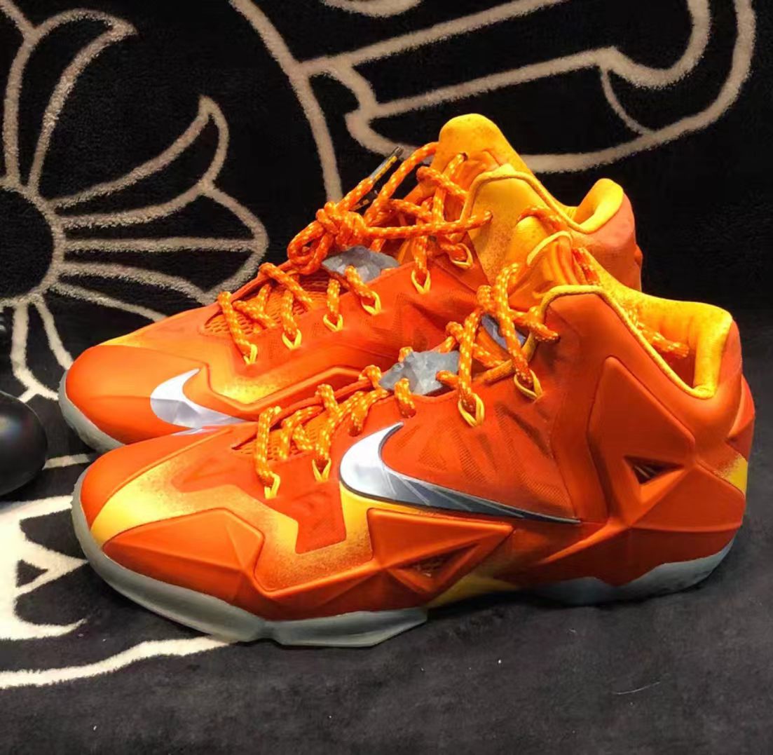 Nike LeBron XI 