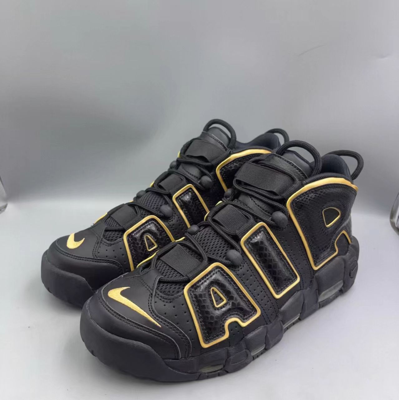 Nike Air More Uptempo 