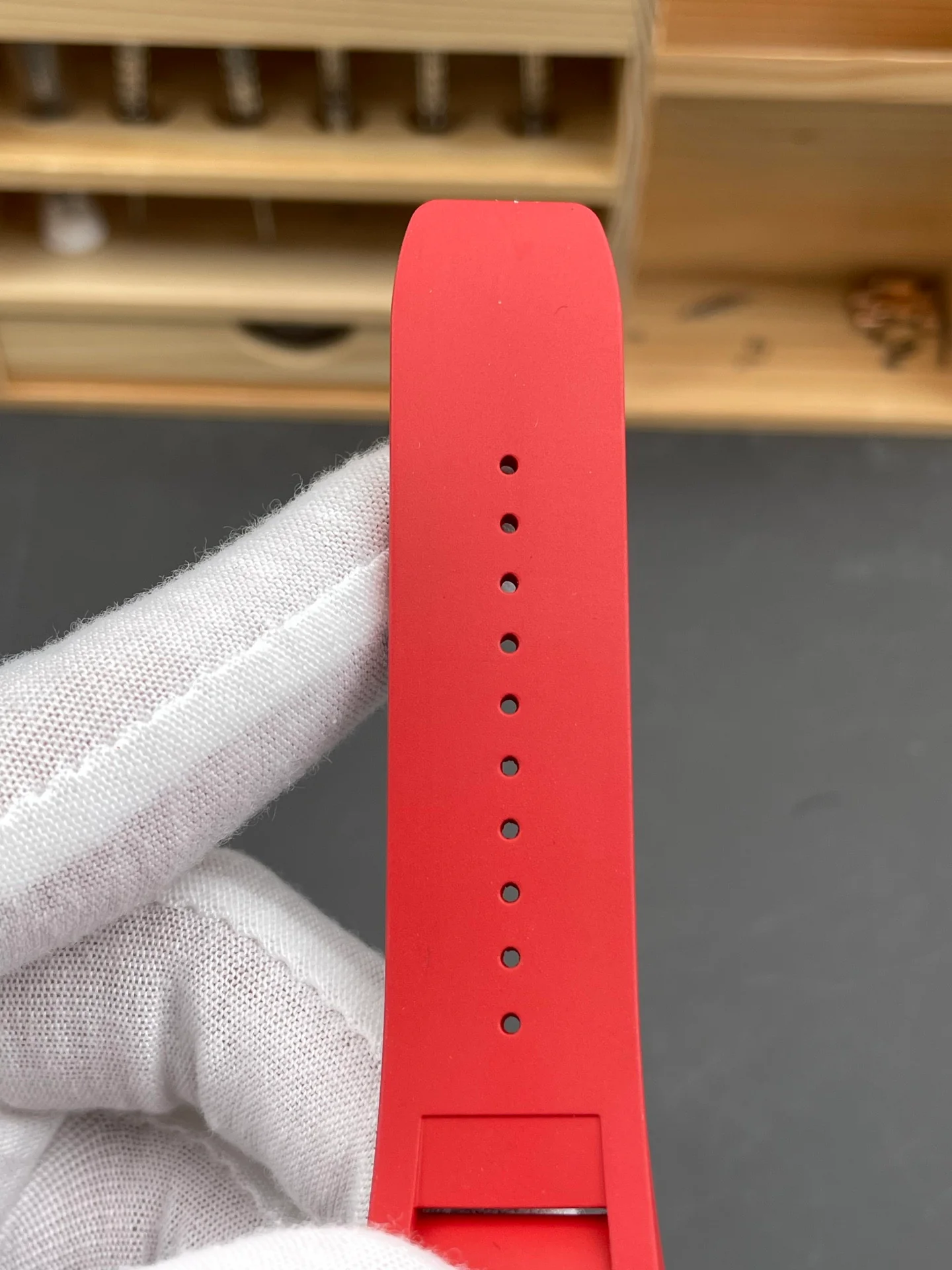 RM35-02 Carbon Fiber Red Bezel