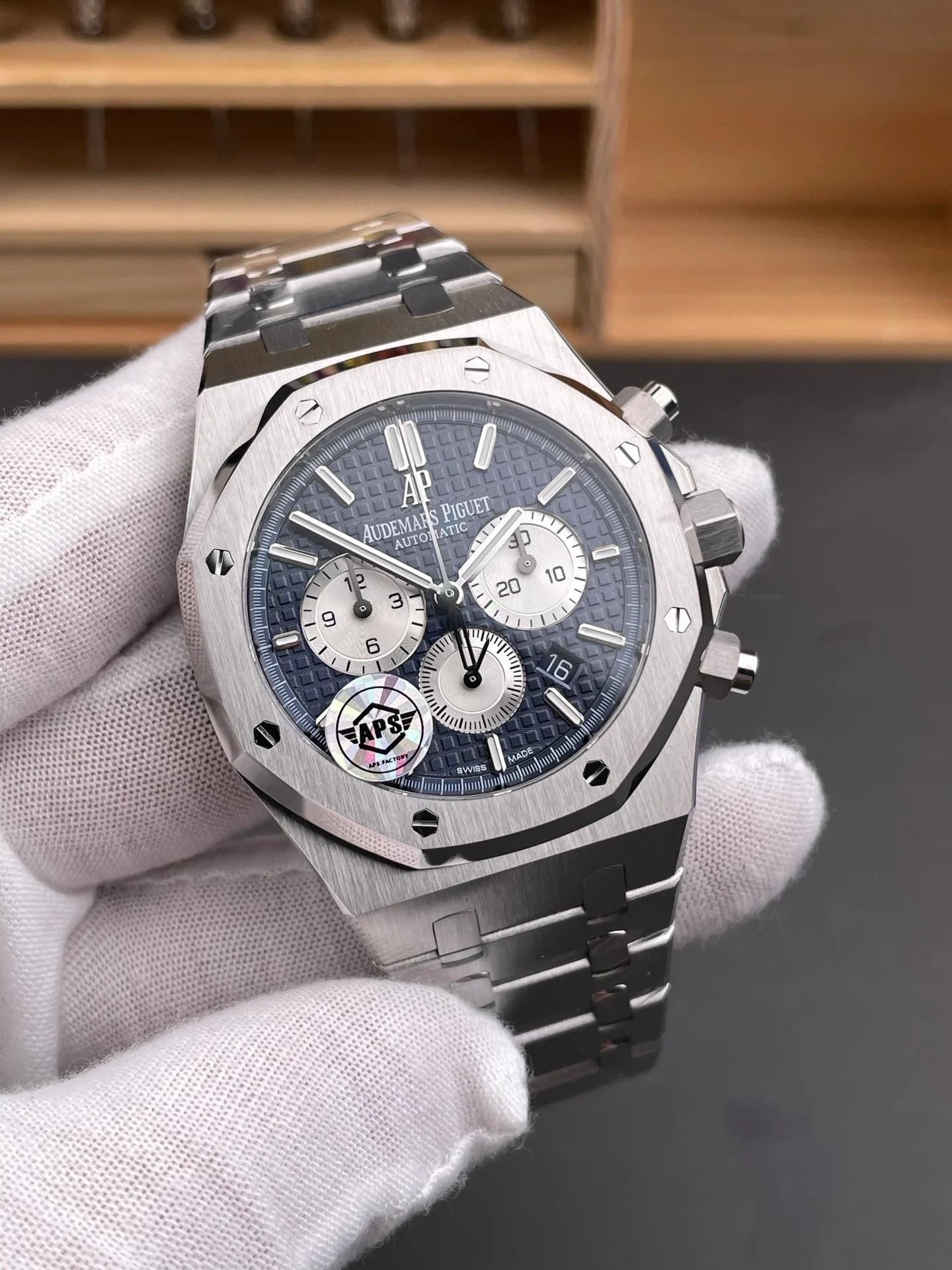 Royal Oak 26331 Blue Panda