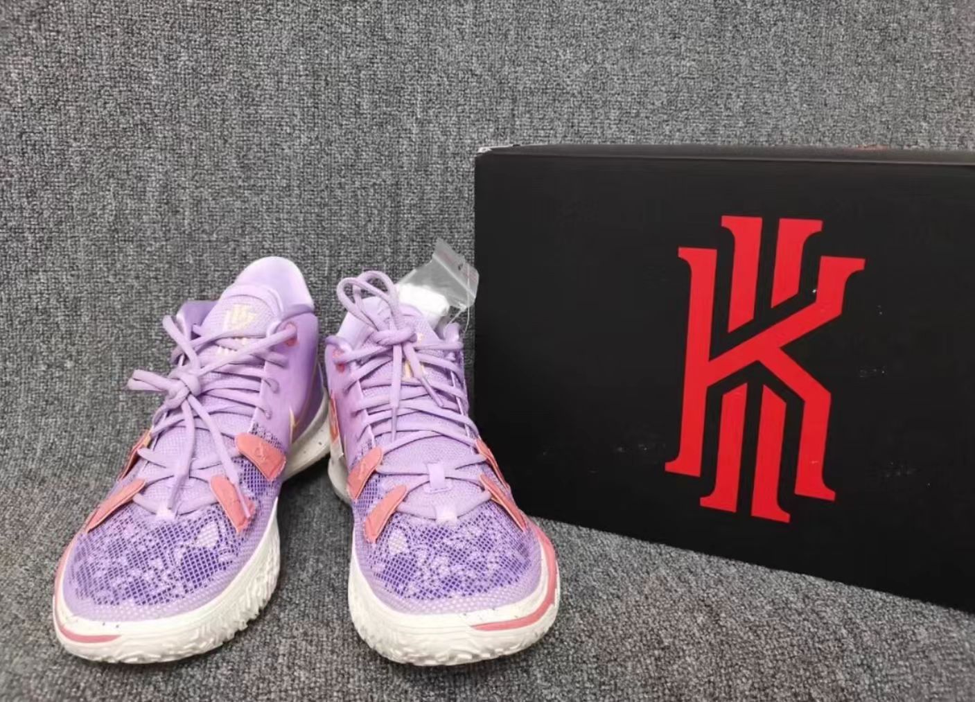 Nike Kyrie 7 "Daughters"
