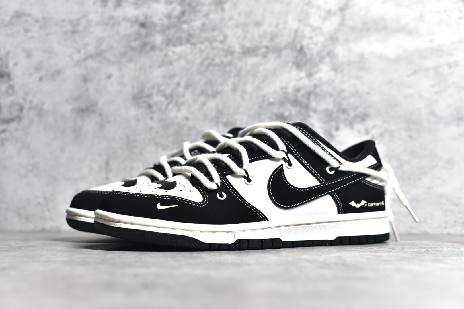 SB DUNK LOW FC1688-165