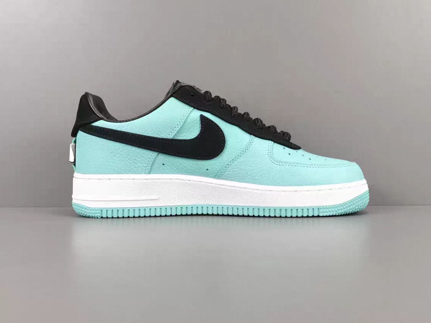 Nike Air Force 1 Low