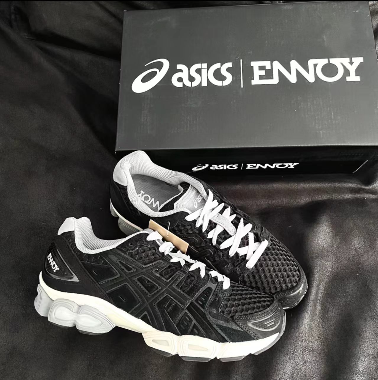 ASICS Gel-Nimbus Black Grey Cream