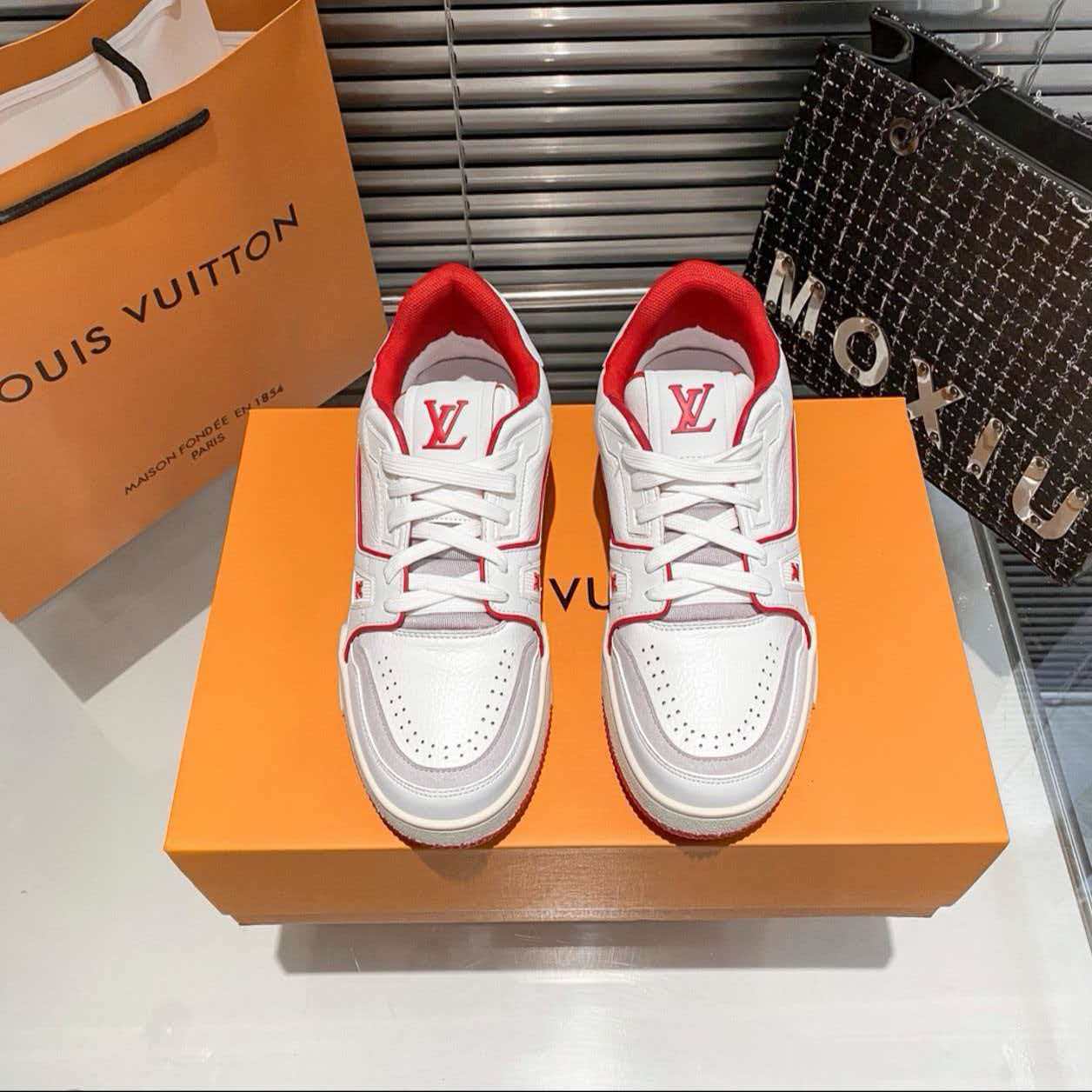 LV Trainer 