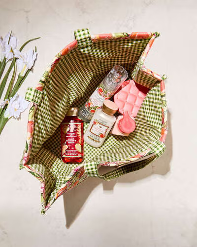 Vera Bradley Exclusive Tote