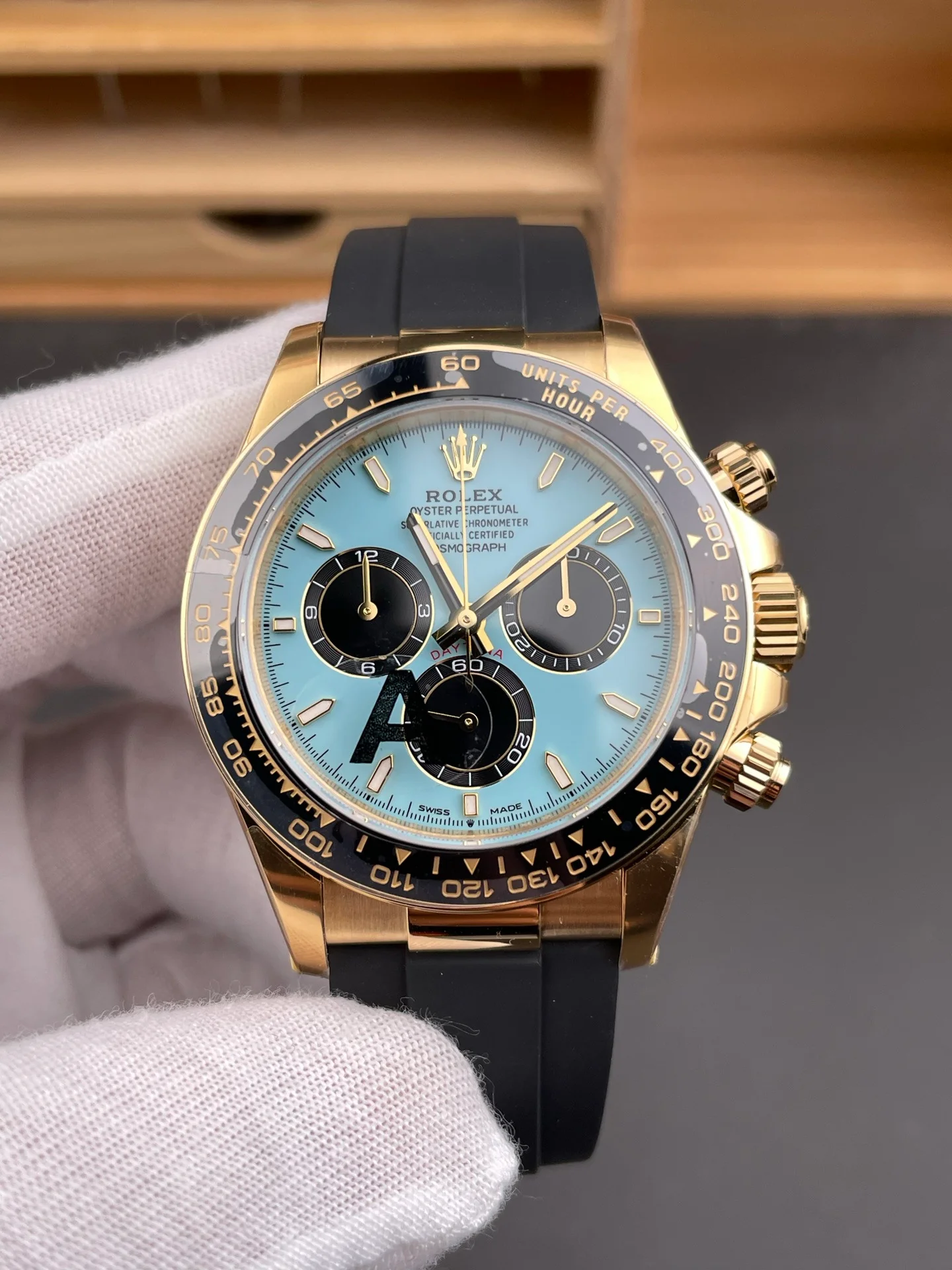New Daytona Tiffany Blue Dial