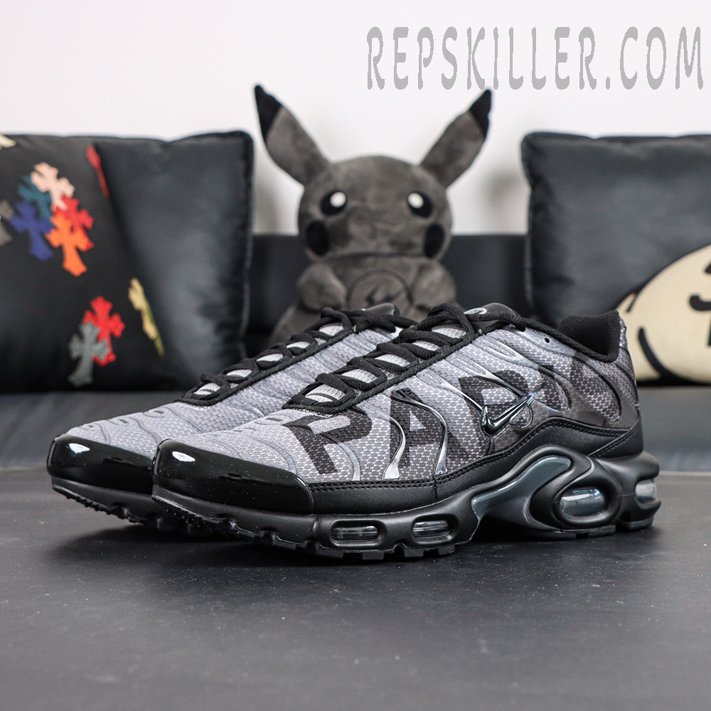 Paris Saint-Germain X Air Max Plus 'Black Particle Grey'