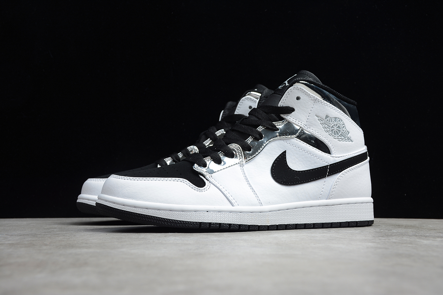 Air Jordan 1 Mid Alternate Think 16 554724-121