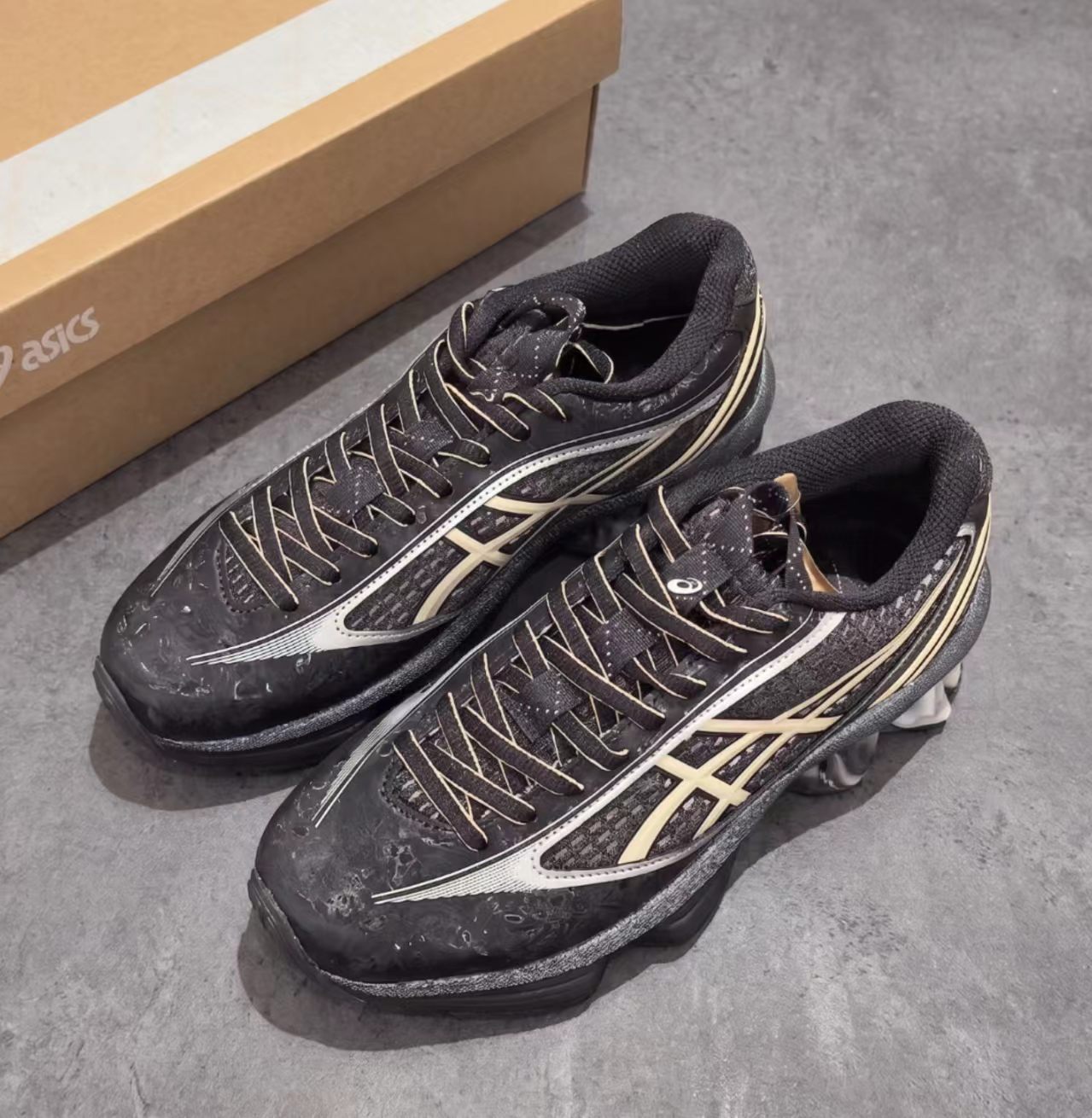 ASICS Gel-Quantum Kinetic Black Cream Silver
