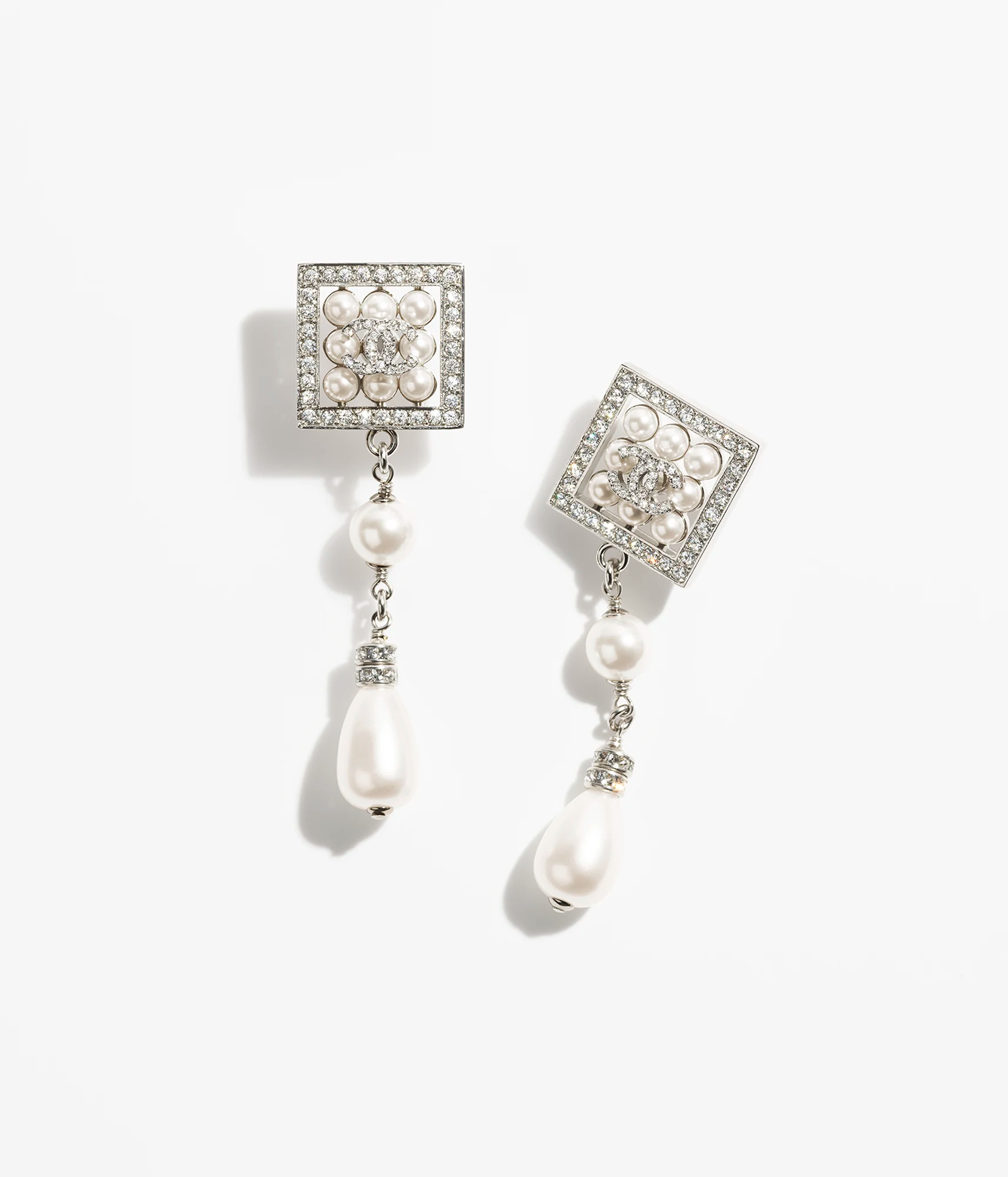 PENDANT EARRINGS