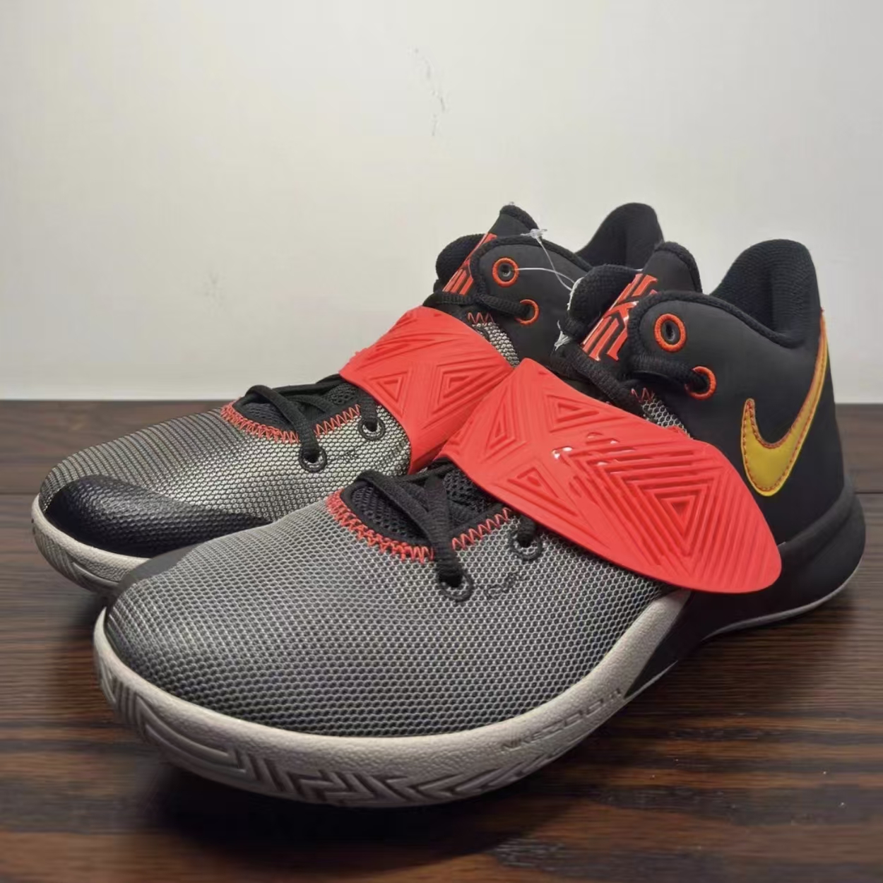 Nike Kyrie Flytrap 3 Black Orange Yellow