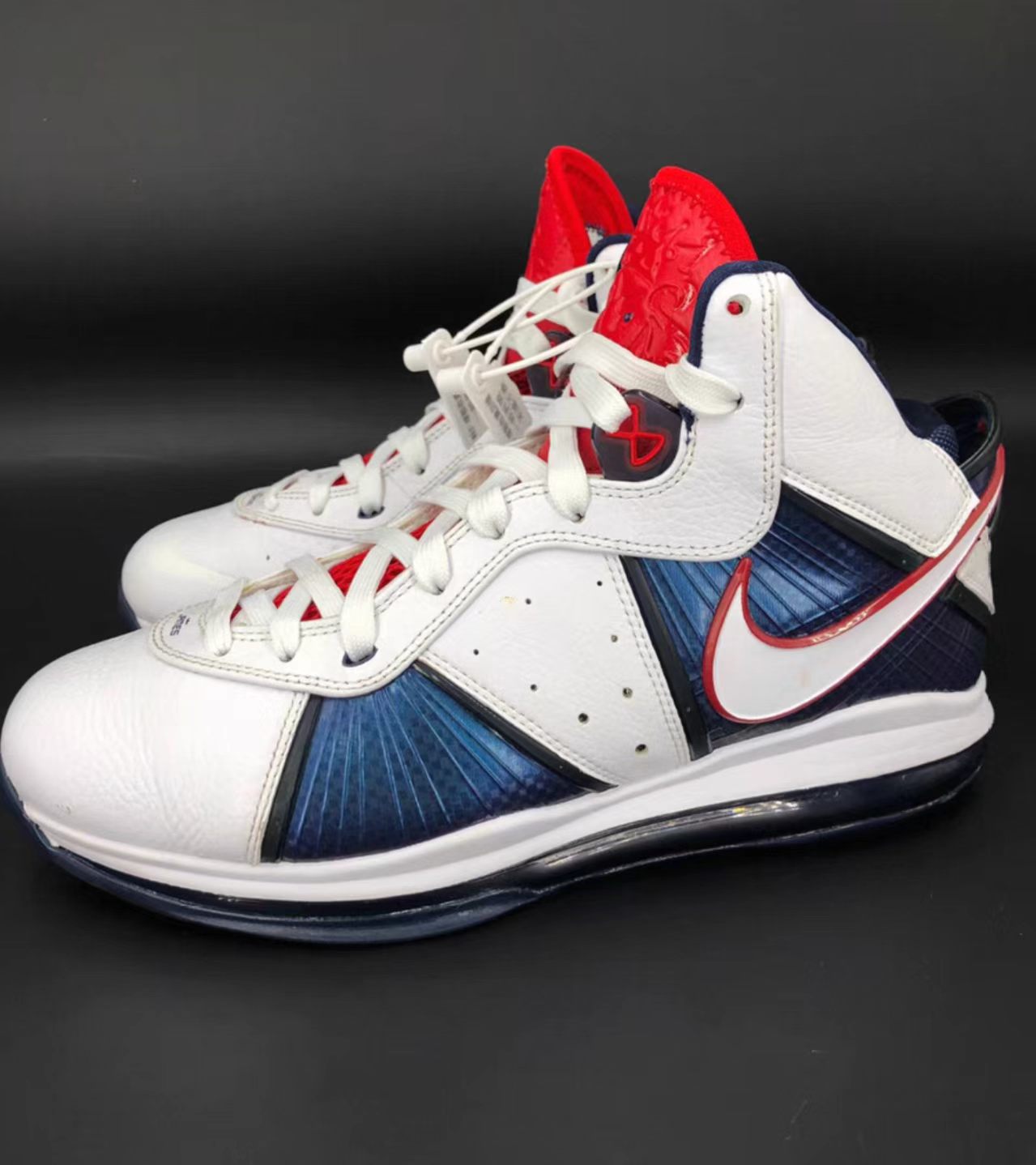 Nike LeBron 8 