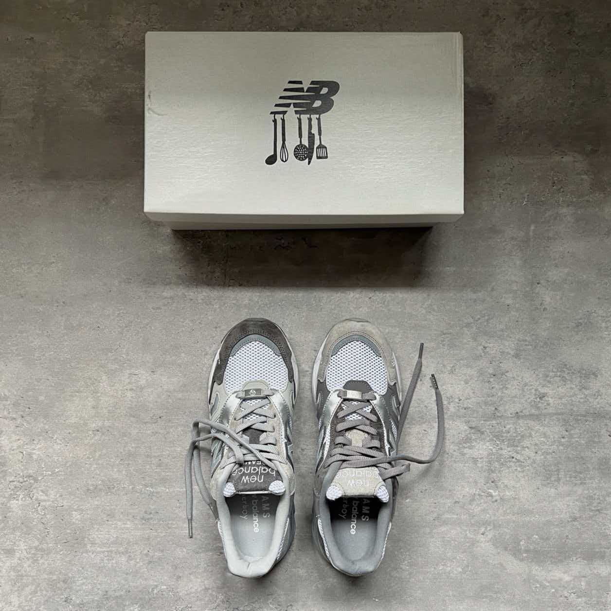 BEAMS x Paperboy Paris x New Balance 920  