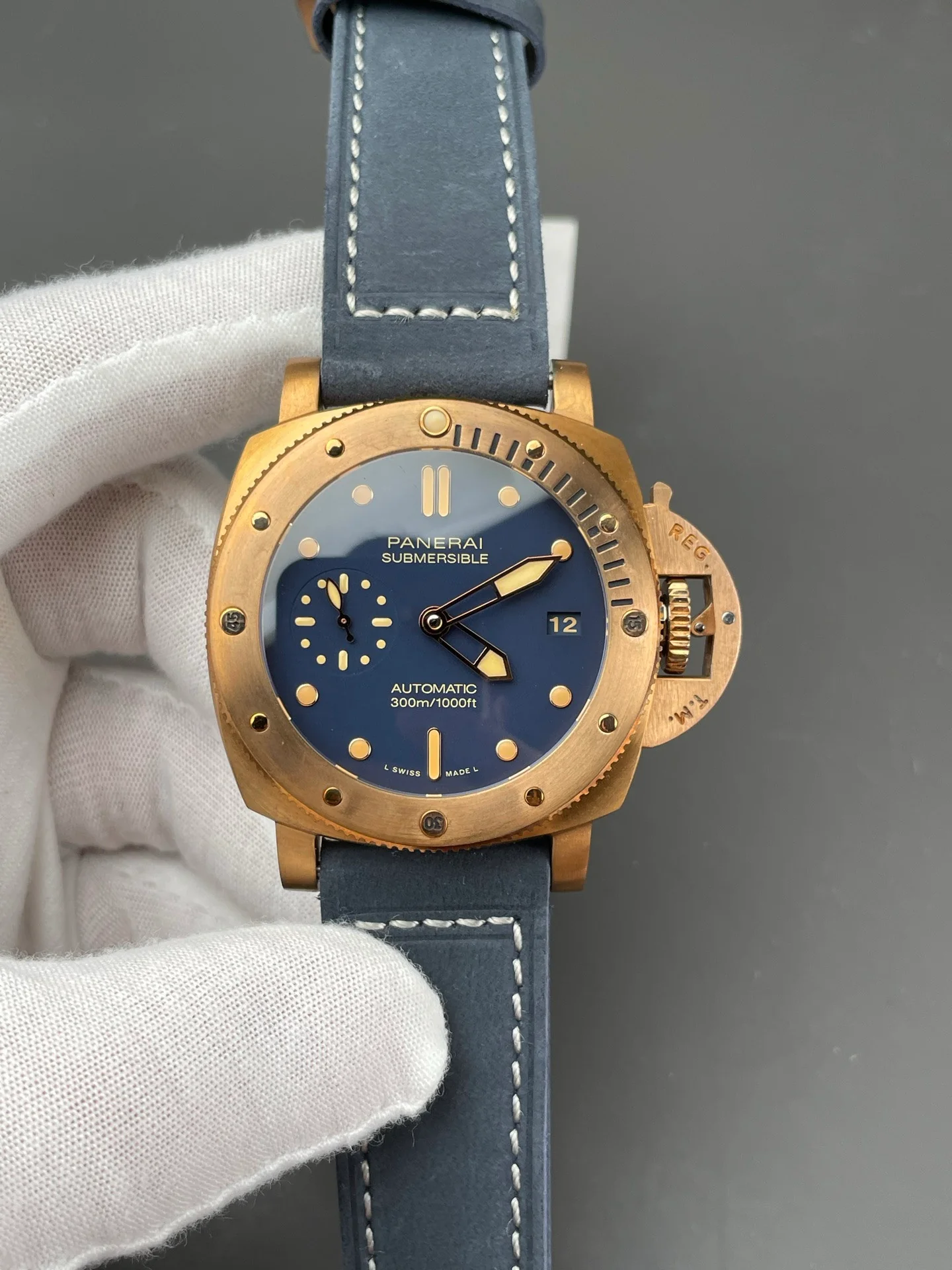 Luminor PAM1074