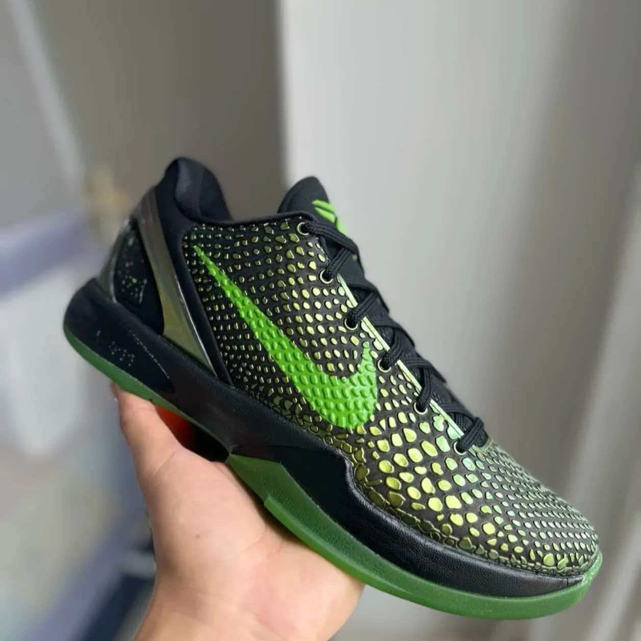 Nike Zoom Kobe 6 Supreme 
