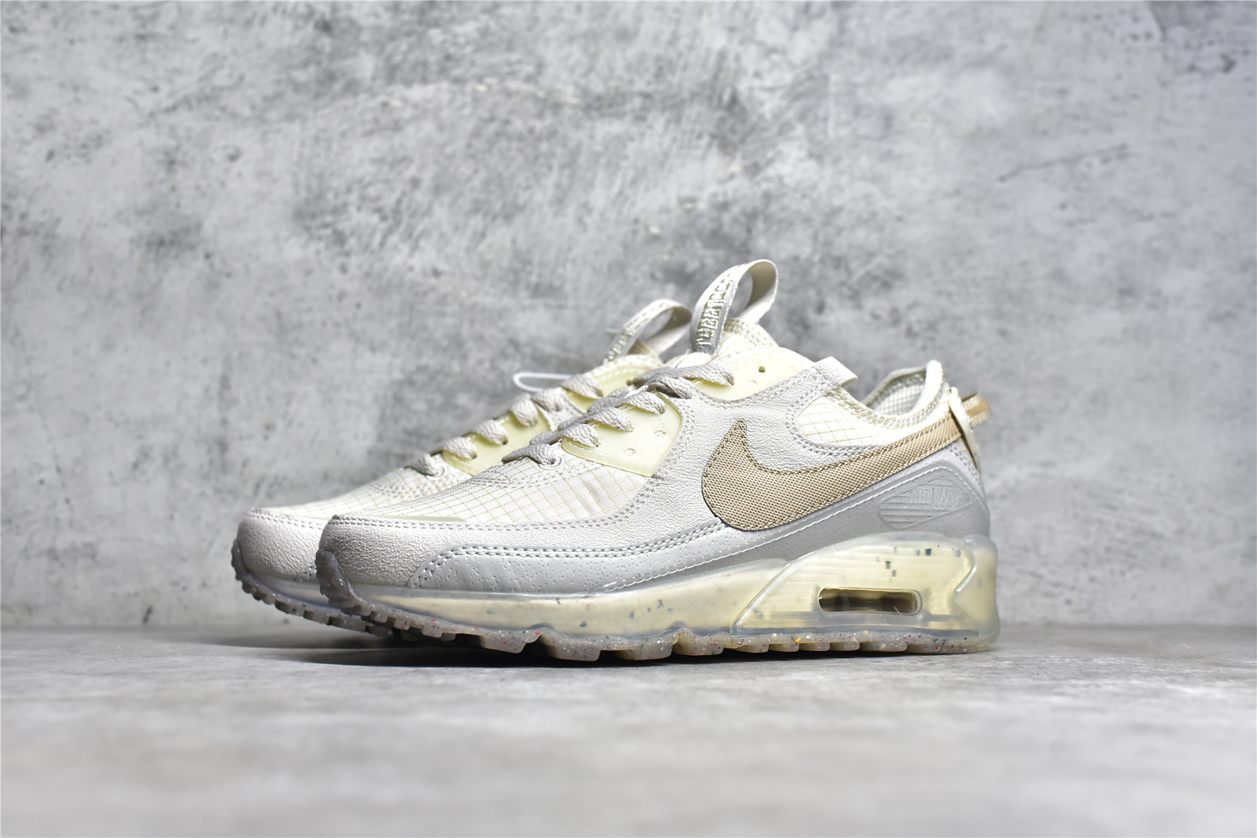 AIR MAX 90 TERRASCAPE LIGHT BONE