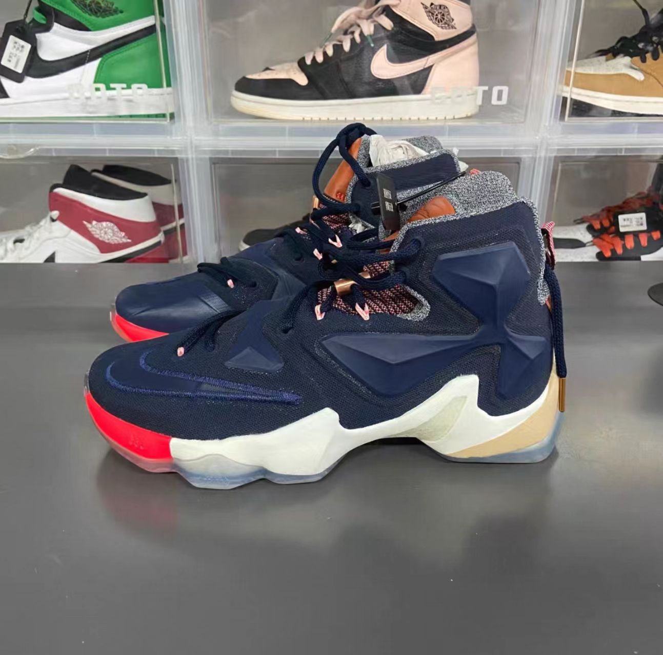 Nike LeBron 13 'Ext Lux'