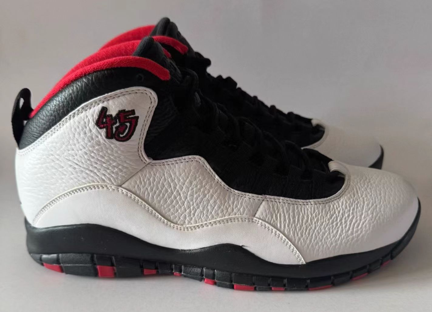 Air Jordan 10 Retro "Chicago"