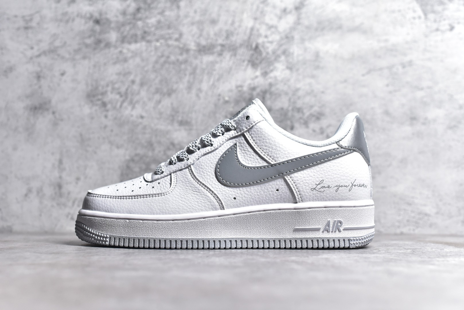 NOCTA X NIKE AIR FORCE 1’07 LOW “CERTIFIED LOVER BOY” LO1718-051