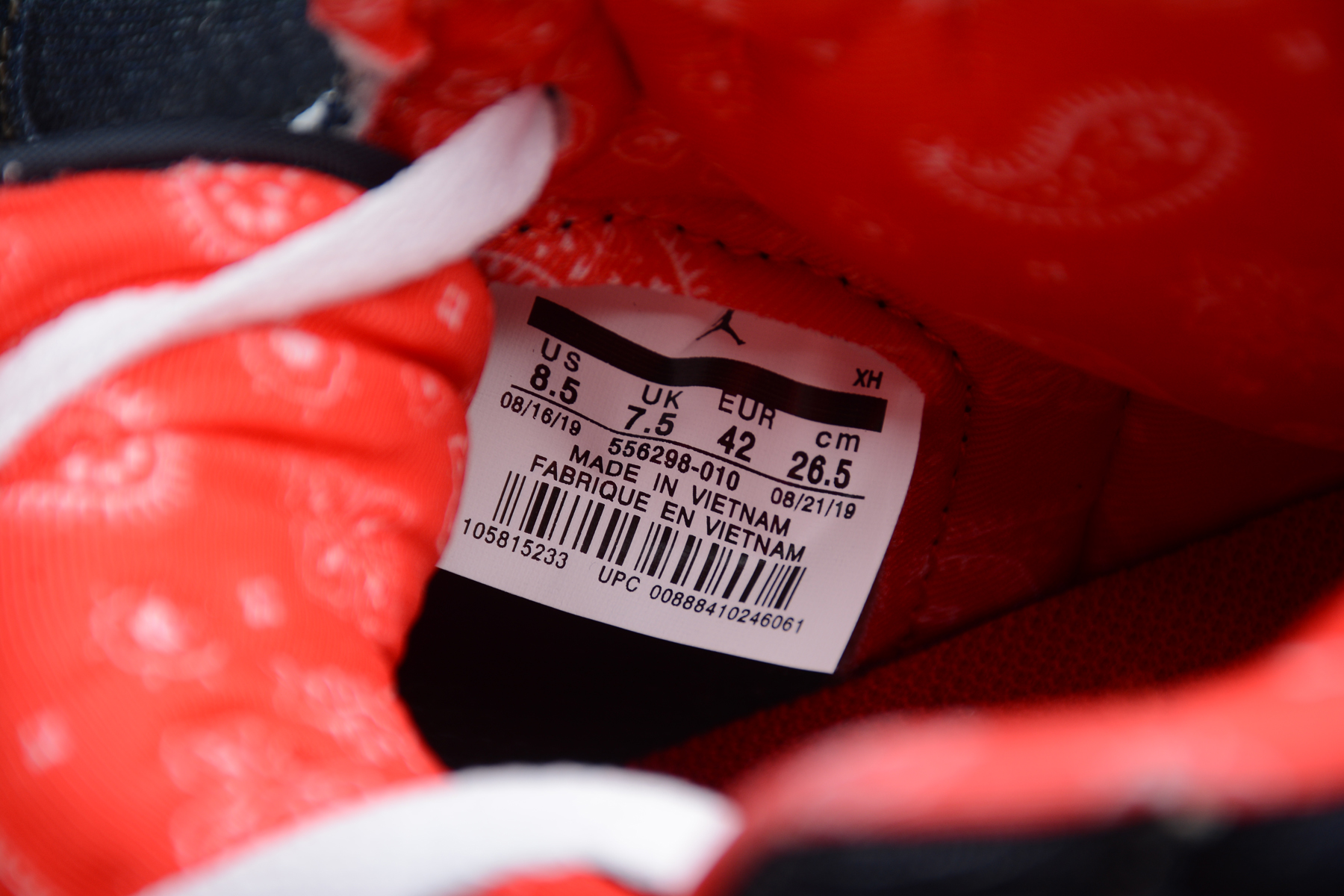 Levis x Air Jordan 1 High Denim Sail Game Red 556298-010
